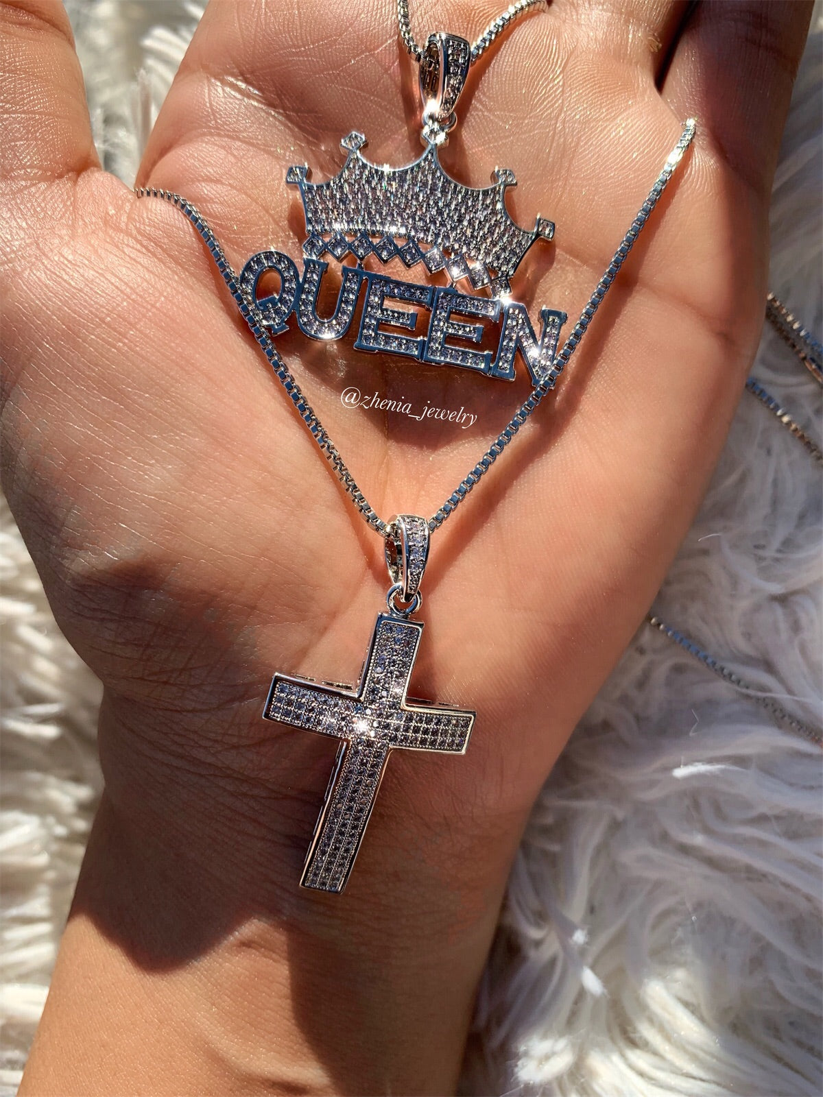 Queen of everything set