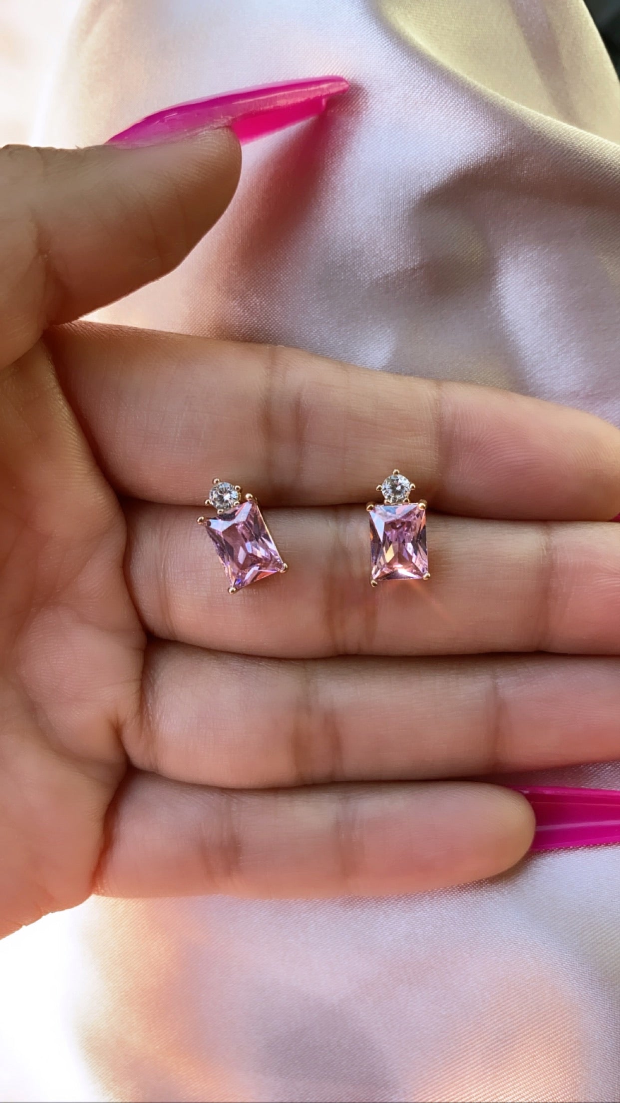 Emerald studs