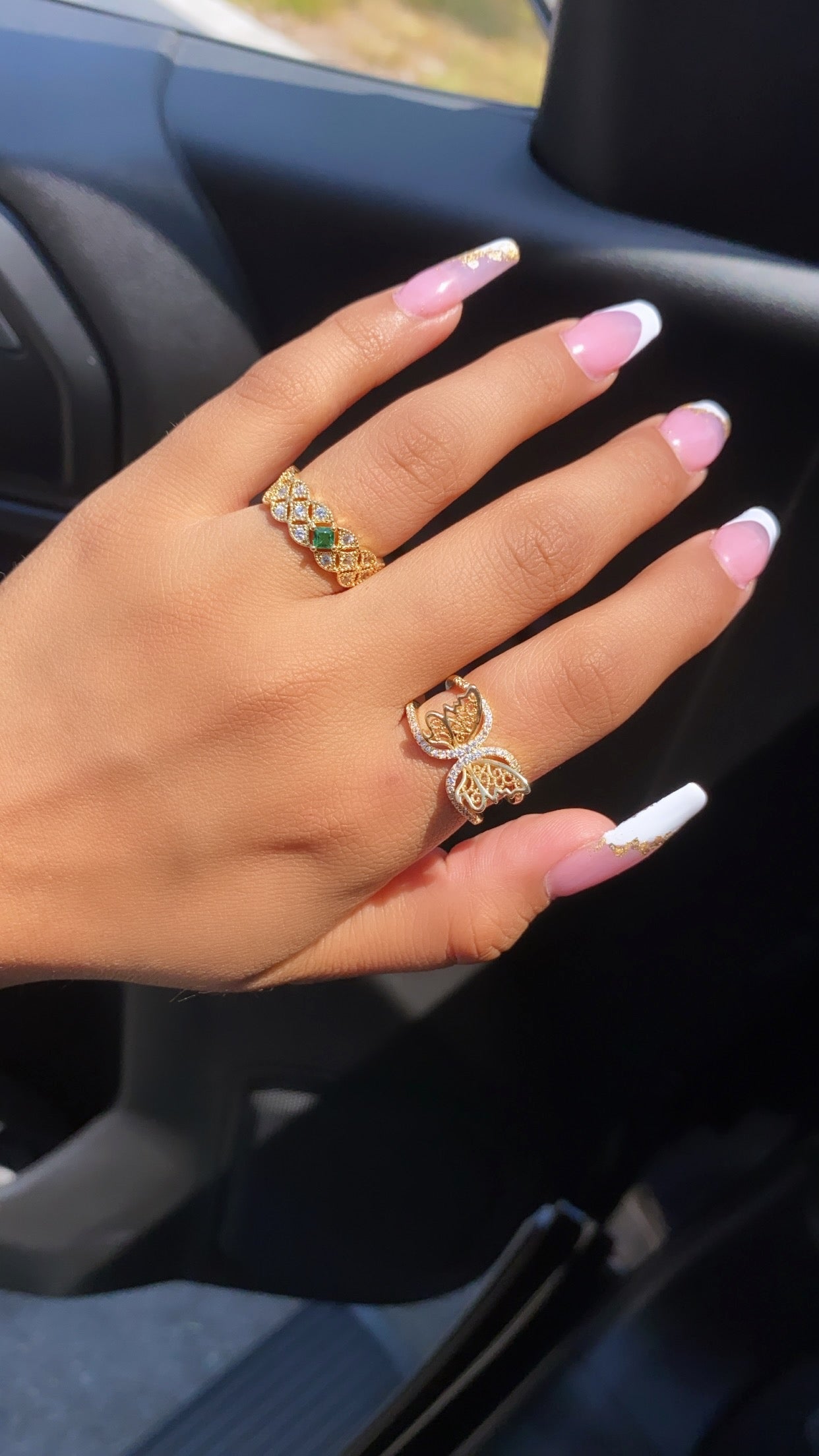 Roxe butterfly ring set
